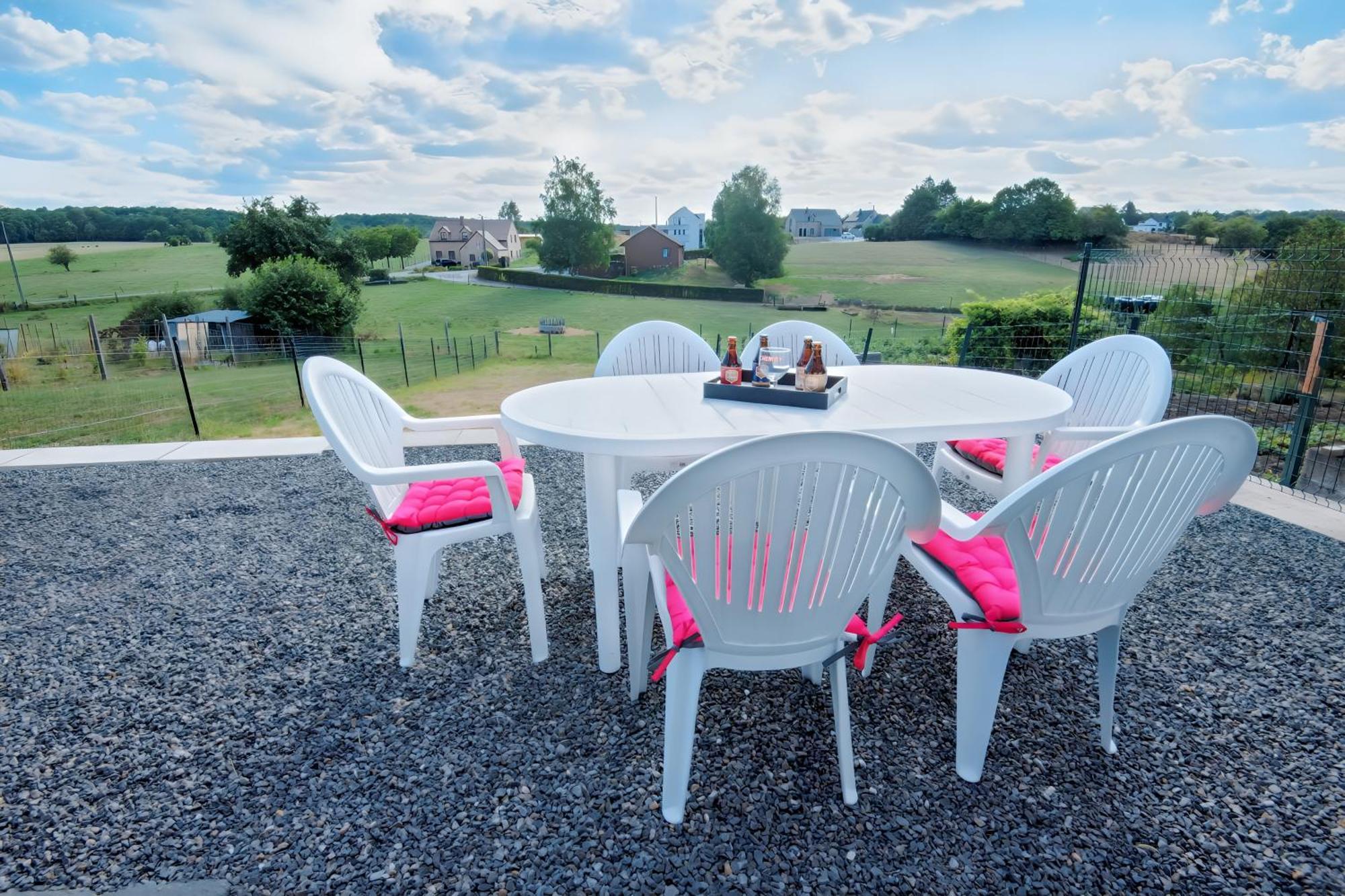 Au Chant Des Roches - Parking - Wifi - Terrasse - Chambres Familiales - Серфонтен Экстерьер фото